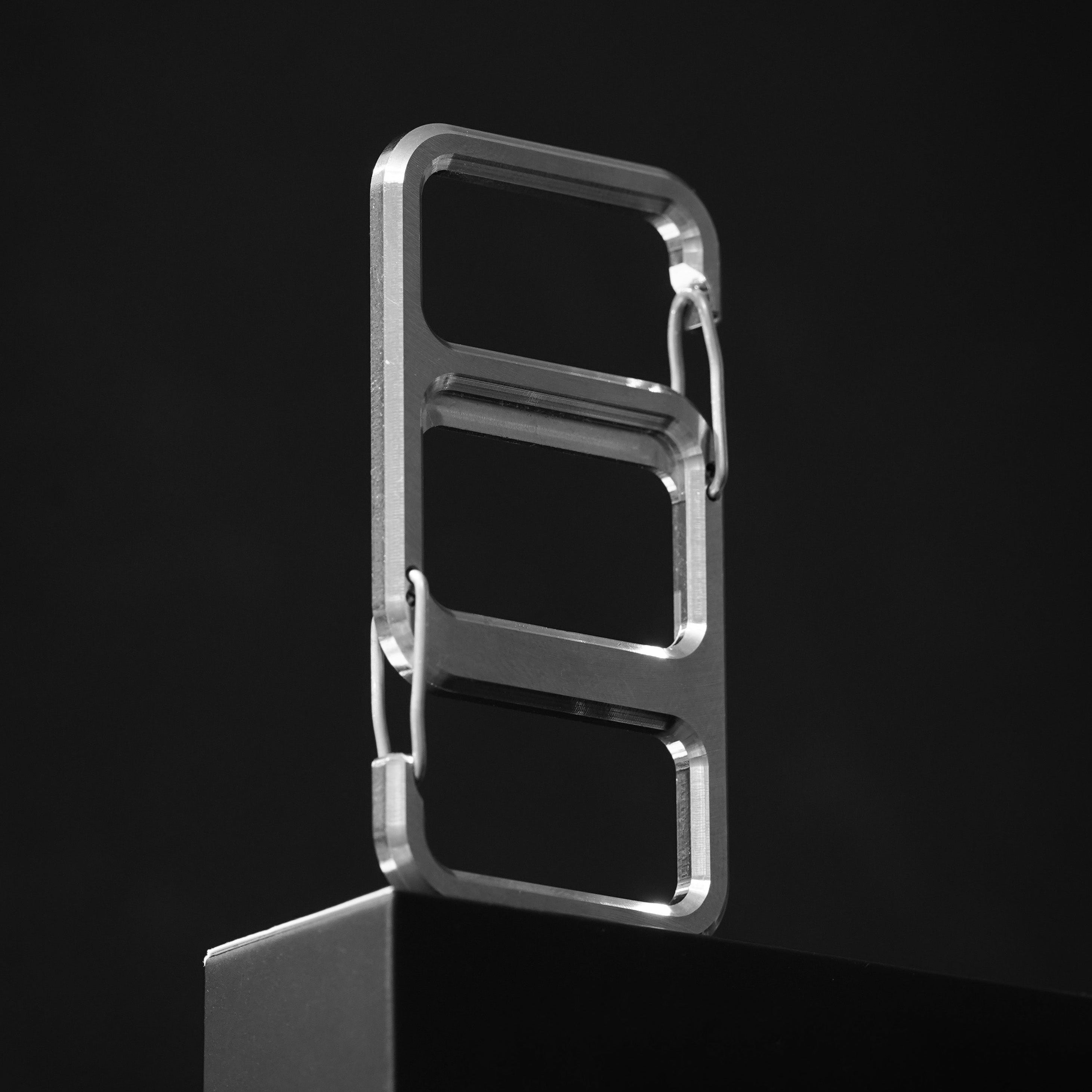 The SLAB Carabiner